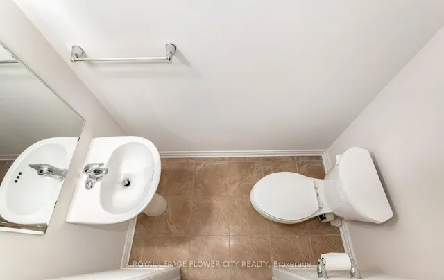 Additional image 10 of 16 Quillberry Clse