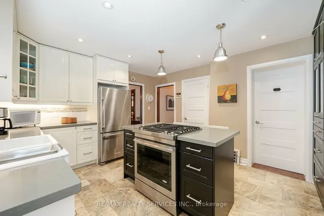 Additional image 11 of 73 Wellington St