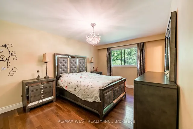 Additional image 8 of 127 Weir Cres