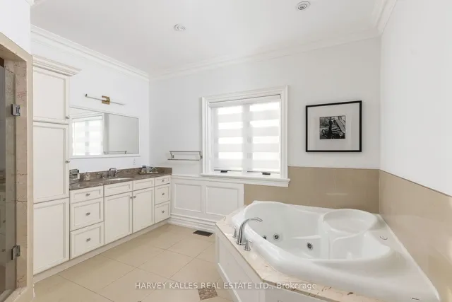 Additional image 23 of 165 Armour Blvd