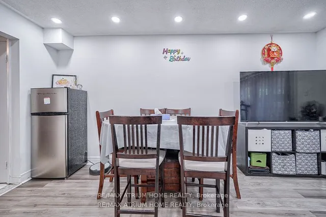 Additional image 31 of 56 Huntingdale Blvd