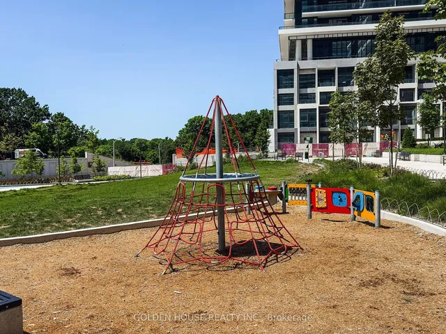 Additional image 38 of 30 Inn On the Park Dr Unit 903