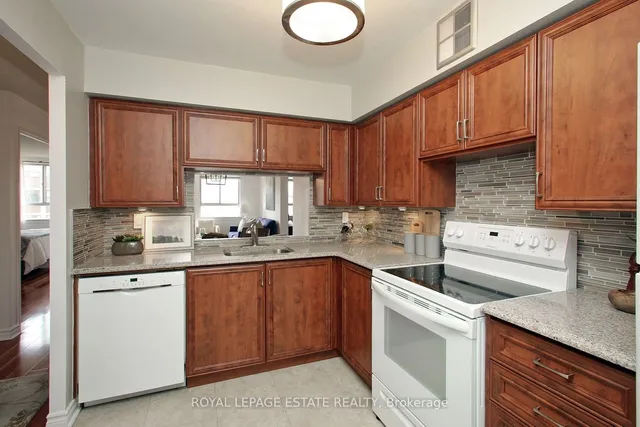 Additional image 19 of 4 Park Vista Unit 1006