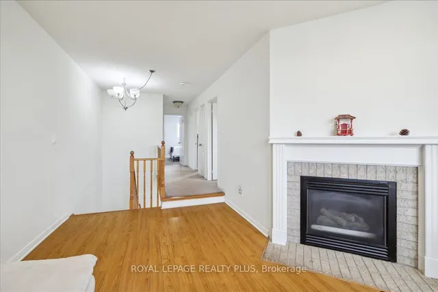 Additional image 16 of 31 Fiddleneck Cres