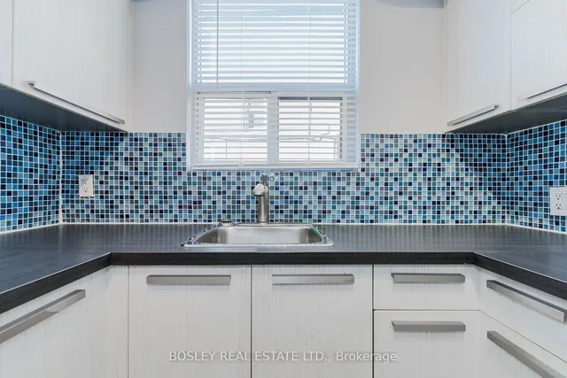 Additional image 14 of 7 Warwick Ave Unit 2