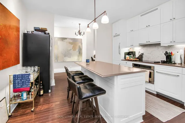 Additional image 9 of 22 Leader Lane Unit 515