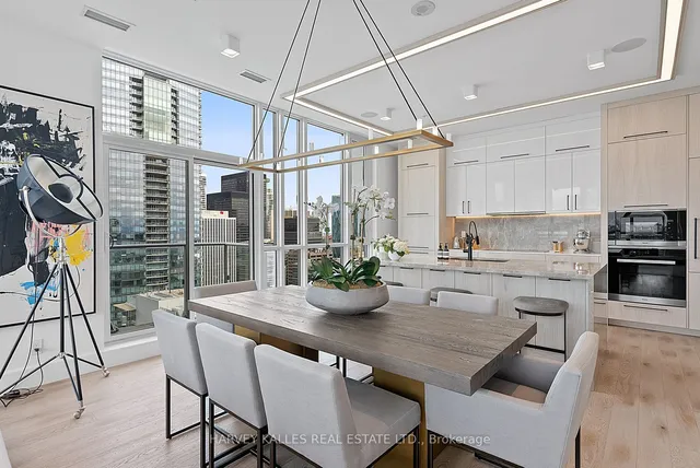 30 Nelson St Unit PH101