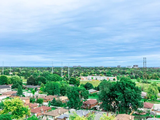 Additional image 33 of 10 Meadowglen Pl Unit 1008