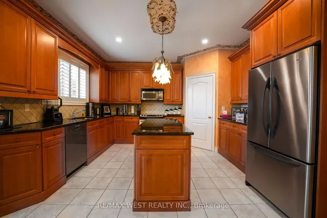 Additional image 15 of 35 Donwoods Crt