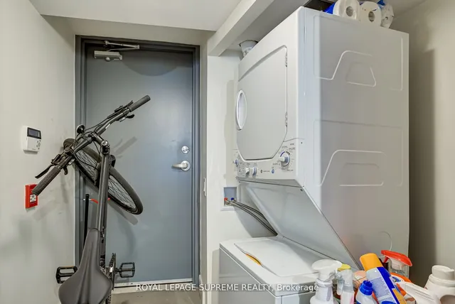 Additional image 8 of 11 Superior Ave Unit TH5