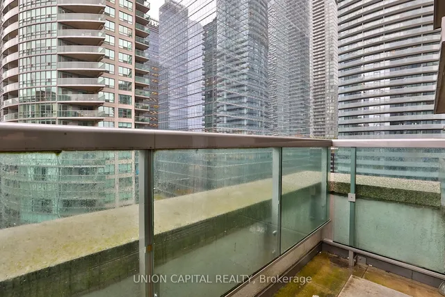 Additional image 8 of 19 Grand Trunk Cres Unit 1603