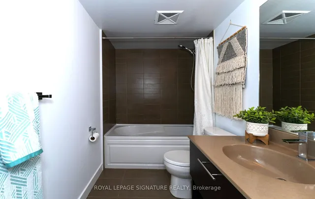 Additional image 16 of 120 Dallimore Circ Unit 623