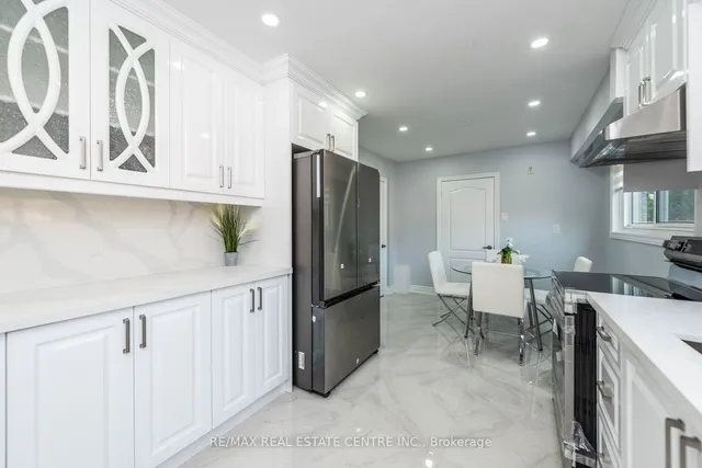 Additional image 16 of 46 Wilton Dr