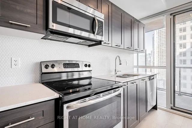 Additional image 9 of 20 Bruyeres Mews Unit 1809