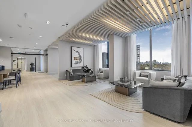 Additional image 13 of 2020 Bathurst St Unit PH 16