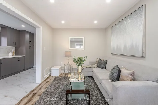 Additional image 15 of 42 Domenico Cres