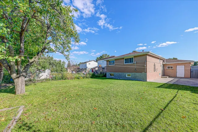 Additional image 33 of 43 Tamarisk Dr