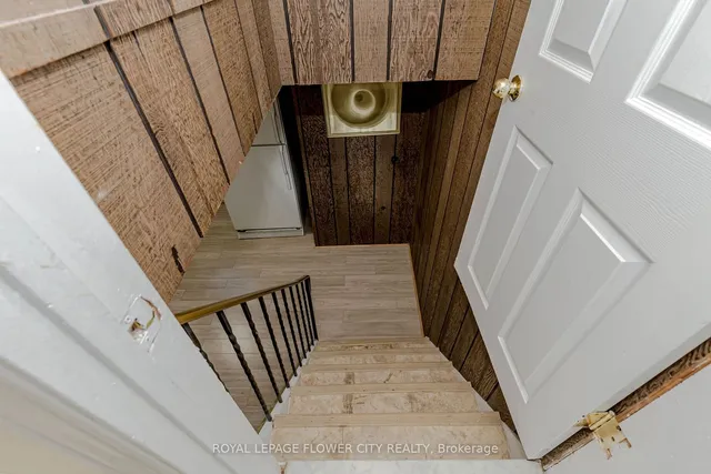 Additional image 26 of 2 Alexandria Cres