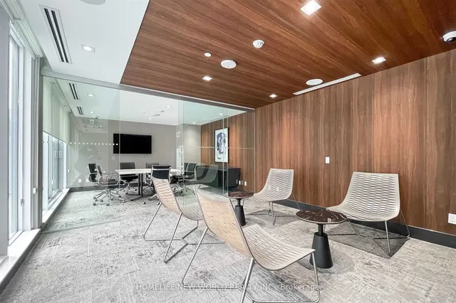 Additional image 24 of 403 Church St Unit 2413