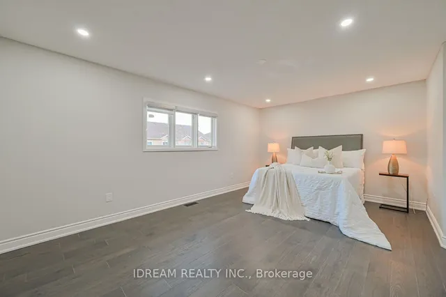 Additional image 15 of 24 Mannel Cres