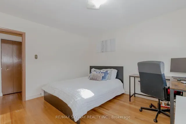 Additional image 19 of 115 Aloma Cres