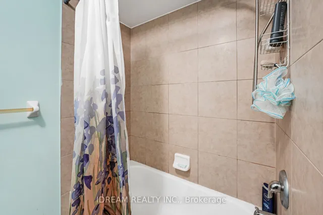 Additional image 23 of 36 Flurry Circ