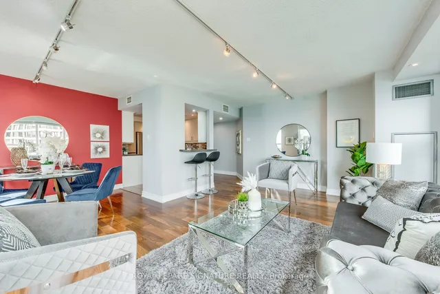 Additional image 5 of 77 Harbour Sq Unit 2207