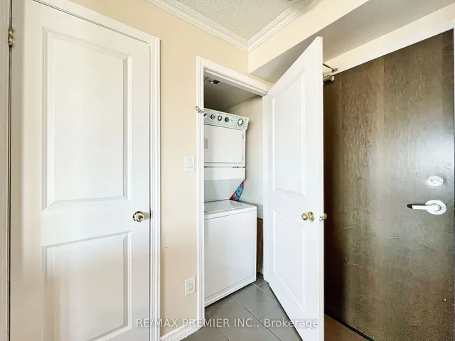 Additional image 8 of 9 George St Unit 811