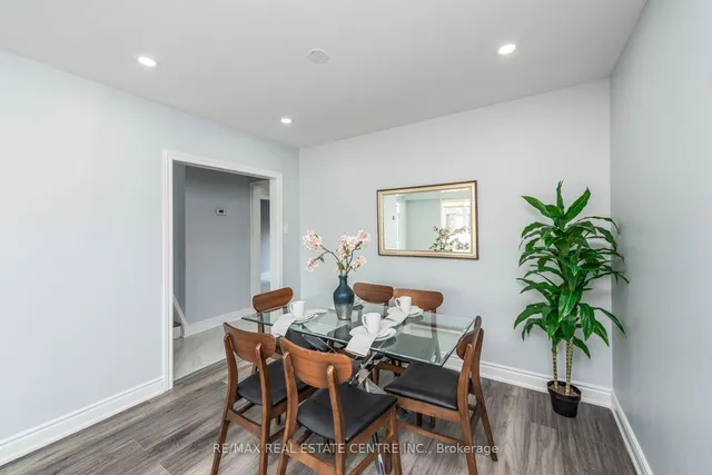 Additional image 8 of 46 Wilton Dr