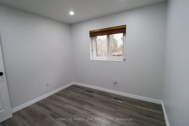 Additional image 33 of 59 Lexington Ave Unit 18