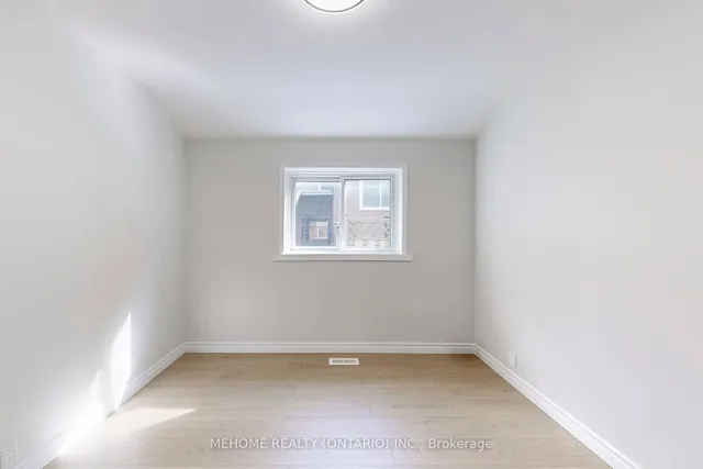 Additional image 20 of 38 Cartier Cres