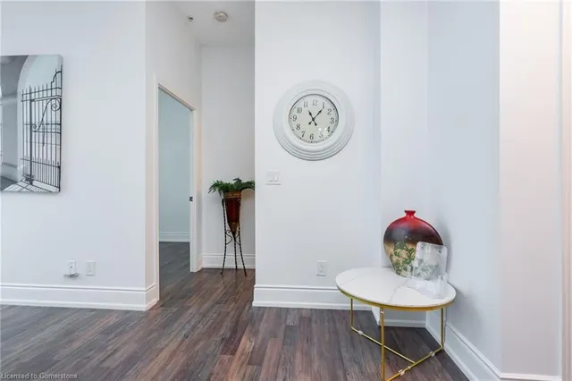 Additional image 27 of 215 Queen St Unit 102