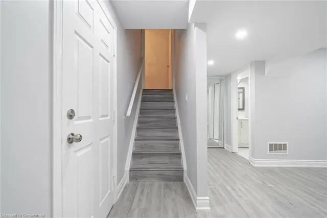 Additional image 43 of 8 Decorso Dr