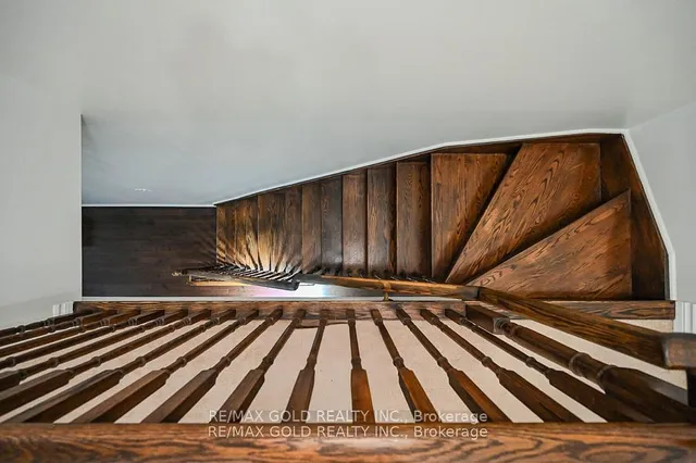 Additional image 25 of 31 Bergamont Rd