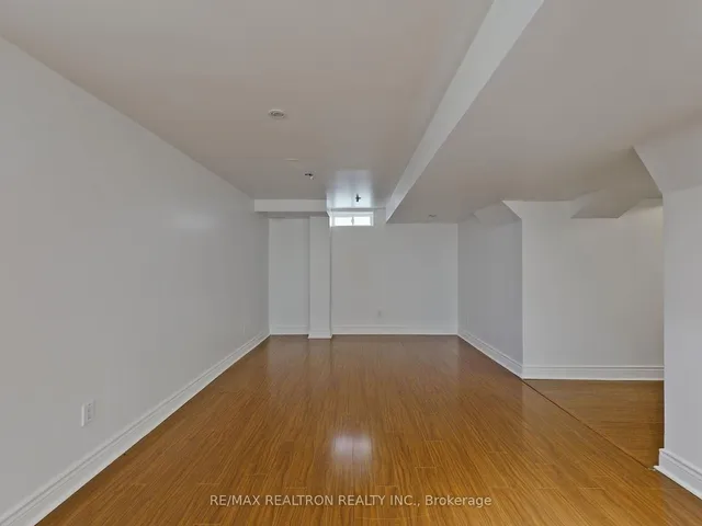 Additional image 37 of 8 Grackle Tr