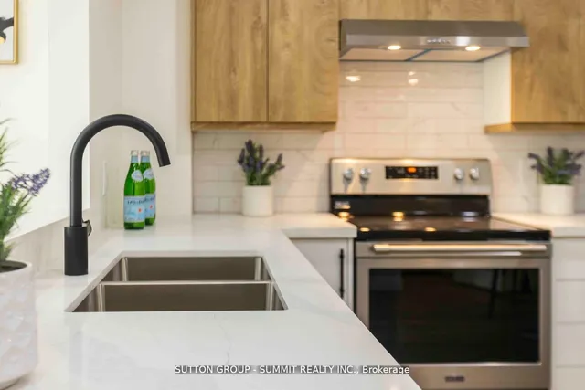 Additional image 11 of 12 Douro St Unit 421