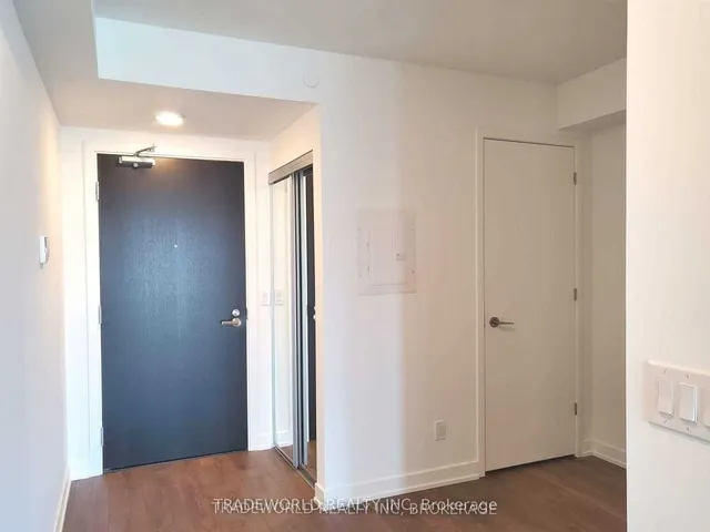 Additional image 13 of 501 Yonge St Unit 3411