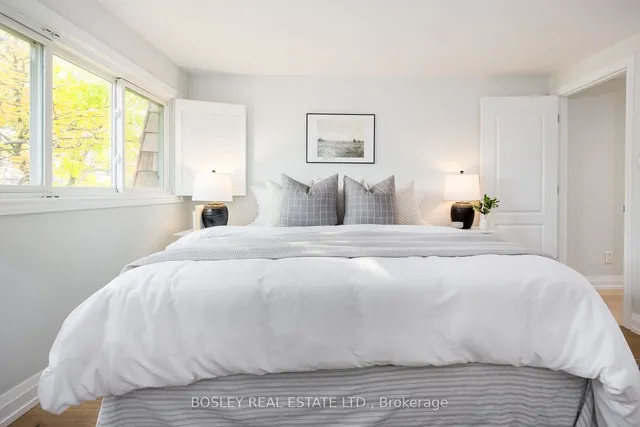 Additional image 17 of 104 Dutch Myrtle Way