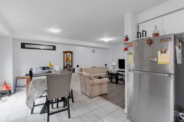 Additional image 19 of 19 Rednor Dr