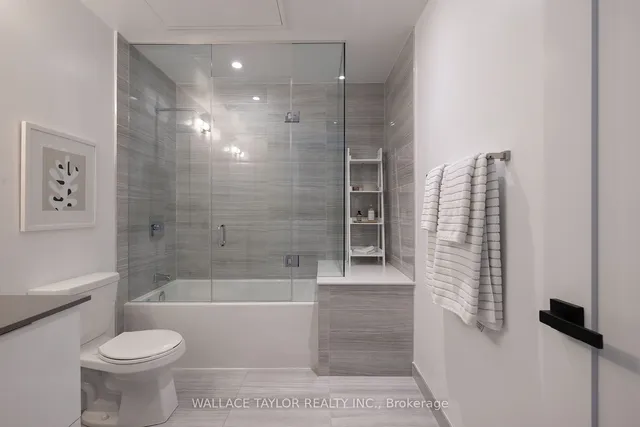 Additional image 14 of 120 Parliament St Unit PH 2404