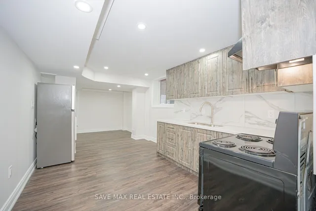 Additional image 33 of 46 Eastman Dr