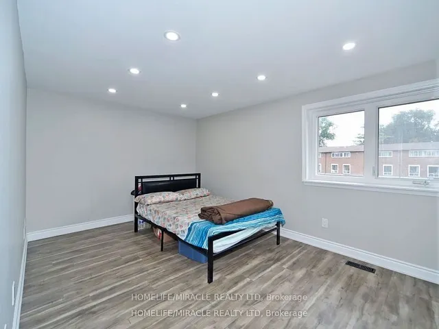 Additional image 33 of 6429 Finch Ave Unit 82