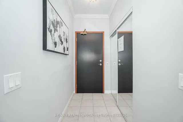 Additional image 6 of 1 Belvedere Crt Unit 909