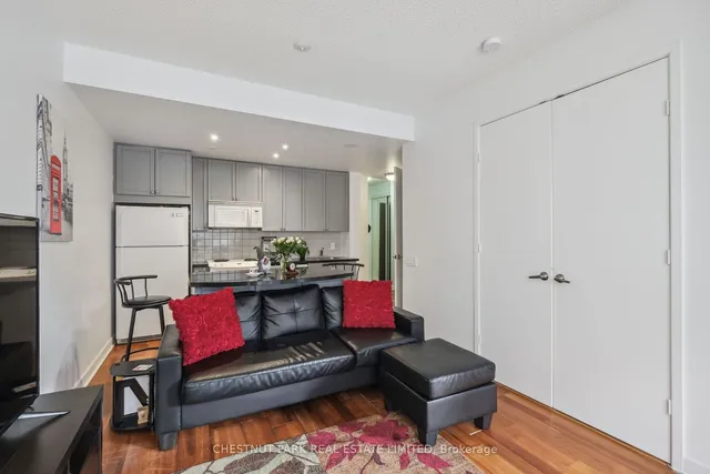 Additional image 9 of 85 Bloor St Unit 1014