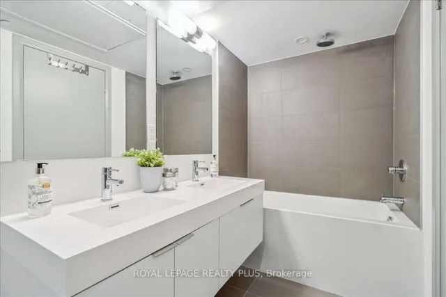 Additional image 30 of 99 Foxbar Rd Unit 302