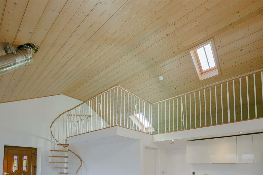 Additional image 36 of Glen View Road, Burnley