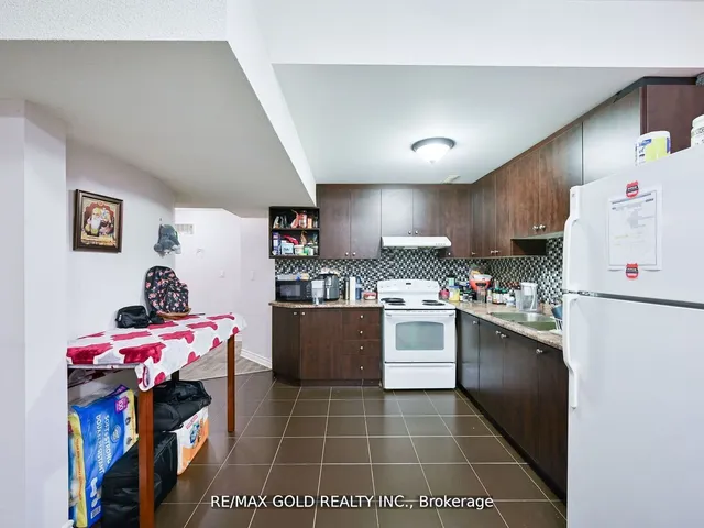 Additional image 32 of 25 Maverick Cres