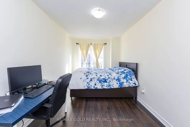 Additional image 26 of 86 Crumlin Cres