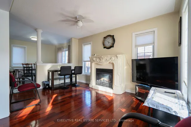 Additional image 10 of 41 Fallstar Cres