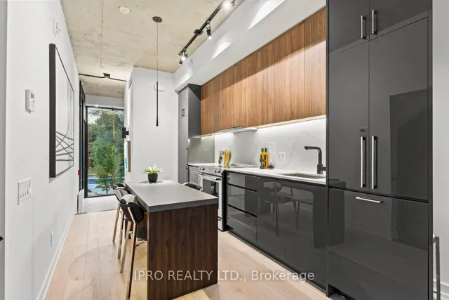 Additional image 8 of 12 Dervock Cres Unit 25